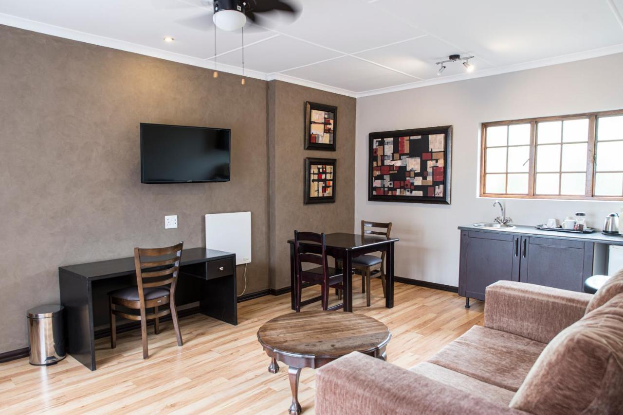 Ruth Avenue Guest House Іденвейл Екстер'єр фото